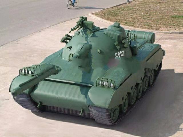 古冶军用充气坦克车